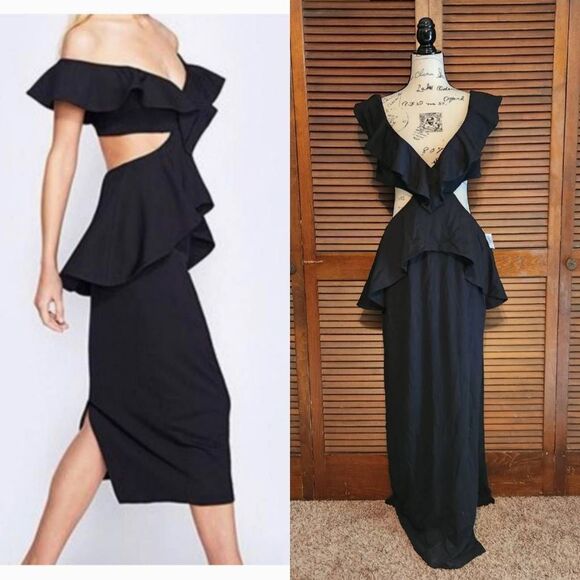 Fame and Partners Dresses & Skirts - Fame And Partners Firefly Cutout Off Shoulder Dress